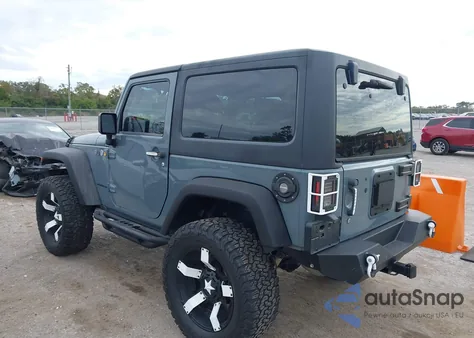 2014 Jeep Wrangler Rubicon из США, поврежденный, VIN 1C4BJWCGXEL150351